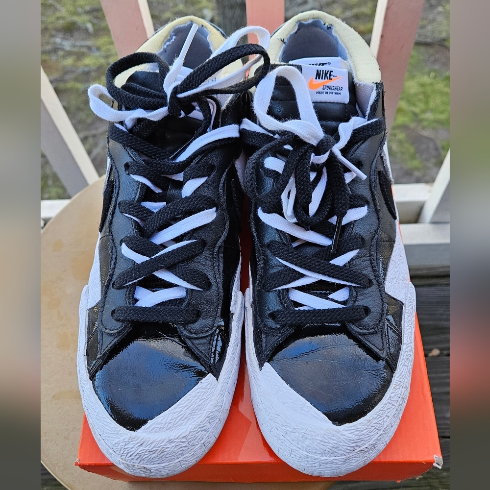 Nike Sacai Black and White Sneakers